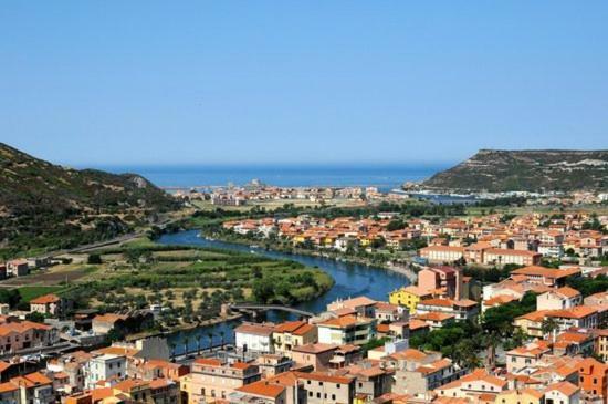Su Casciu Bed and Breakfast Bosa Εξωτερικό φωτογραφία