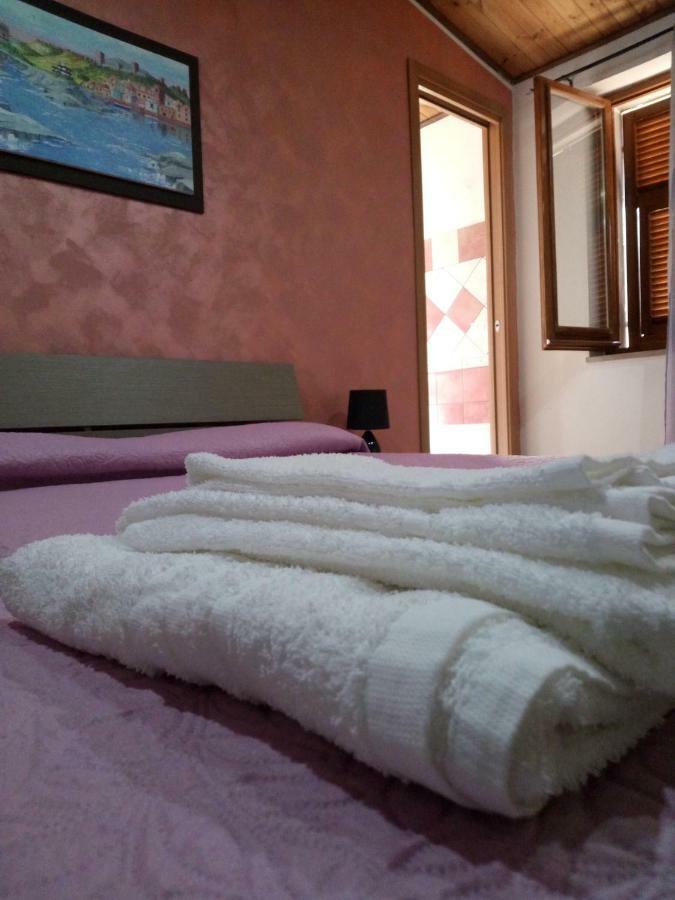 Su Casciu Bed and Breakfast Bosa Εξωτερικό φωτογραφία