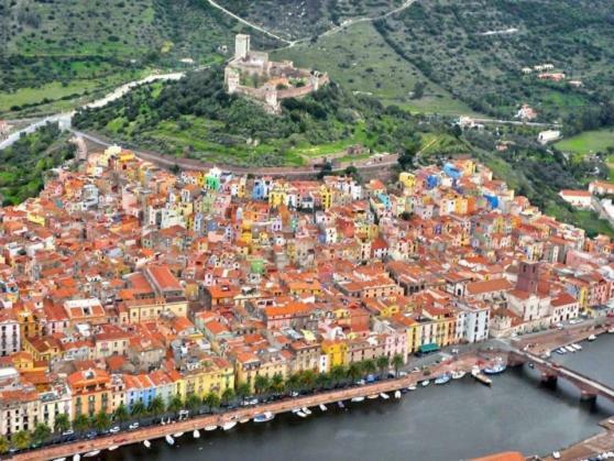Su Casciu Bed and Breakfast Bosa Εξωτερικό φωτογραφία